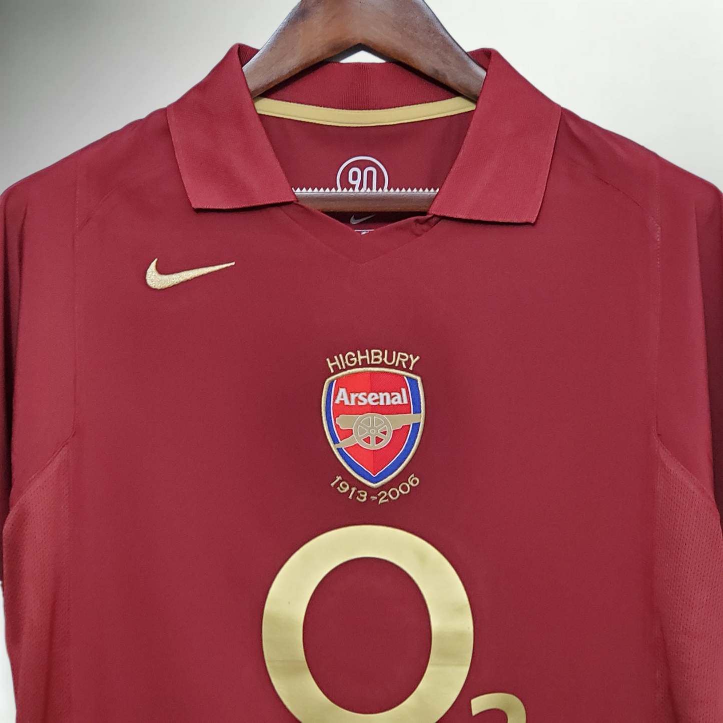 Arsenal 2005-2006 Home Kit
